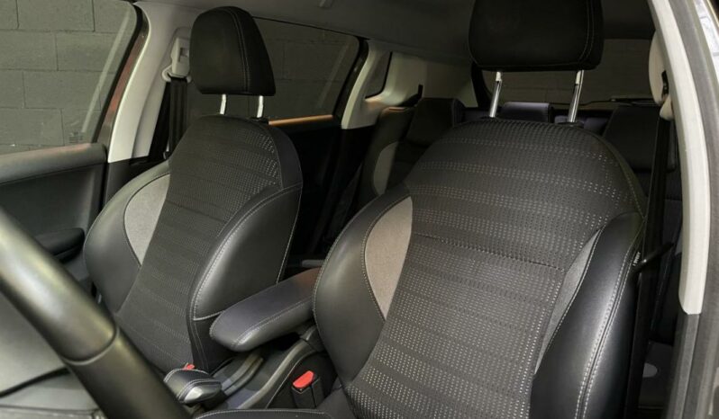 
								Peugeot 2008 Essence 110 S&S EAT6 ALLURE full									