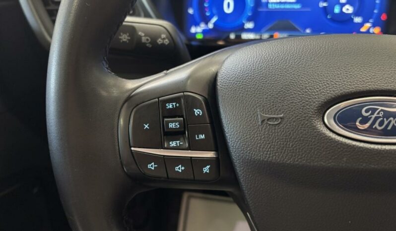 
								Ford Kuga III 2.5 190 hybrid Flexifuel Pshift Titanium full									