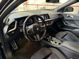 
										BMW Série 1 III 2.0 118D AUTO M Sport full									