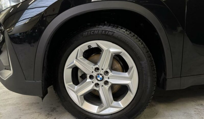 
								BMW X1 III sDrive18d Business Design DKG7 full									