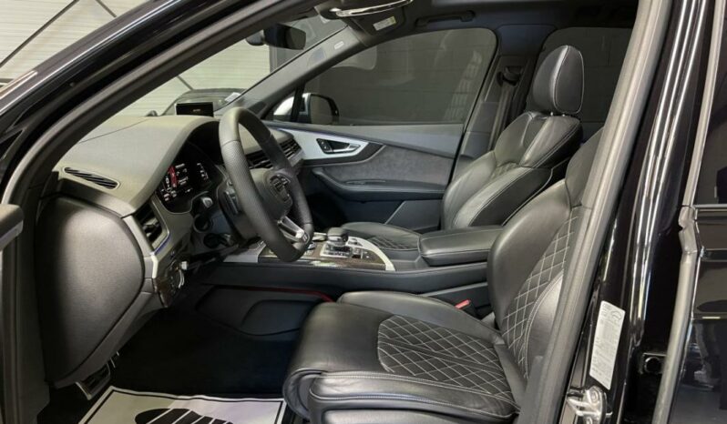 
								Audi Q7 II 3.0 TDI CD 272ch quat tip S line 7pl full									