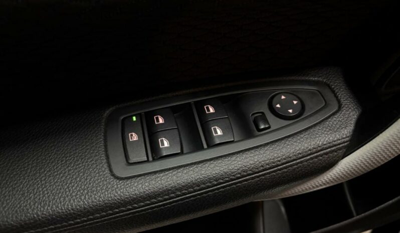 
								BMW Série 1 II 135I Xdrive BVA8 M performance full									
