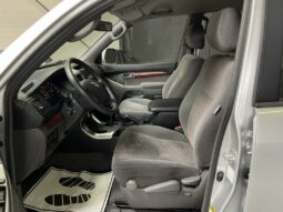 
										Toyota Land Cruiser II 165 D-4D GX full									
