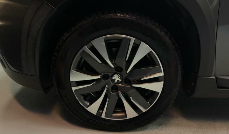 
								Peugeot 2008 Essence 110 S&S EAT6 ALLURE full									