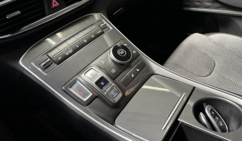 
								Hyundai Santa Fe IV 1.6 T-GDI HYBRID INTUITIVE AUTO 7-SEAT full									