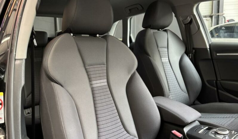 
								Audi A3 sportback III 1.6 TDI 116 S tronic DESIGN full									