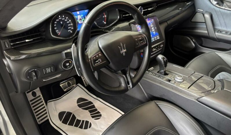 
								Maserati Quattroporte VI 3.0 V6 Diesel GranLusso full									