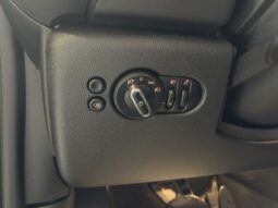 
										Mini Cabrio Mini IV Cooper Edition Premium Plus 136 ch BVA7 full									