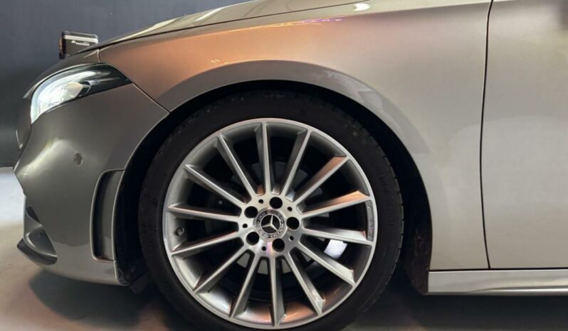 
								Mercedes Classe A Compact IV 200 d AMG Line 8G-DCT full									