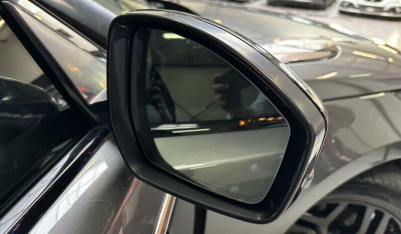 
								Land Rover Range Rover Velar 3.0 D300 BVA HSE R-Dynamic full									