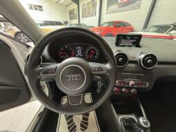 
										Audi A1 1.4 TDI ultra 90 S line full									