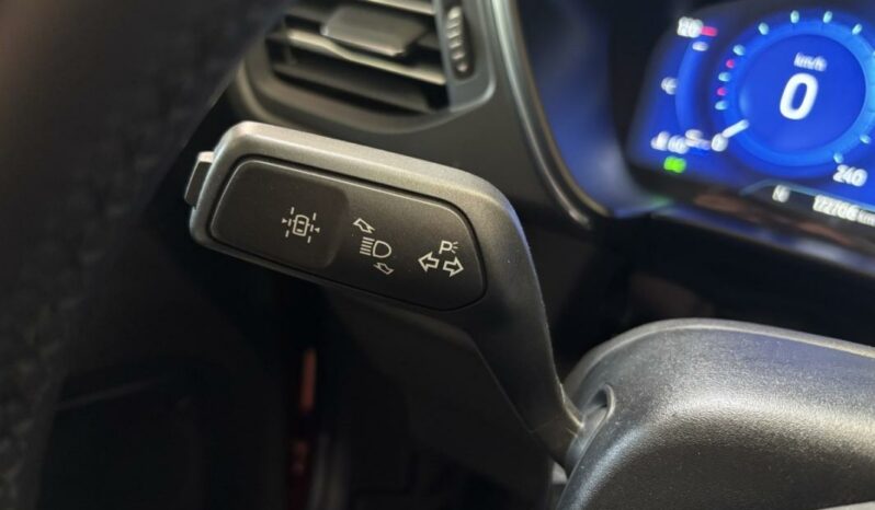 
								Ford Kuga III 2.5 190 hybrid Flexifuel Pshift Titanium full									