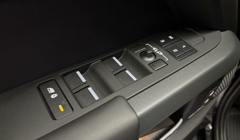 
								Land Rover Defender II 2.0 P400e PHEV 110 BVA 4×4 X-Dynamic SE full									