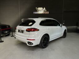 
										Porsche Cayenne II 3.6 V6 GTS full									