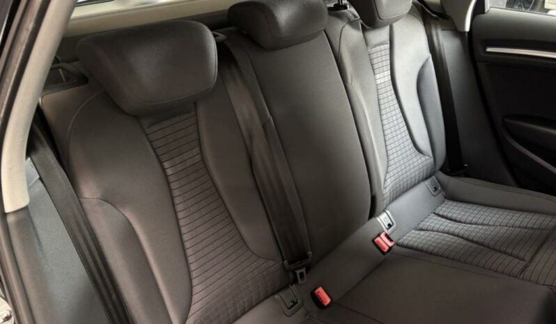 
								Audi A3 sportback III 1.6 TDI 116 S tronic DESIGN full									