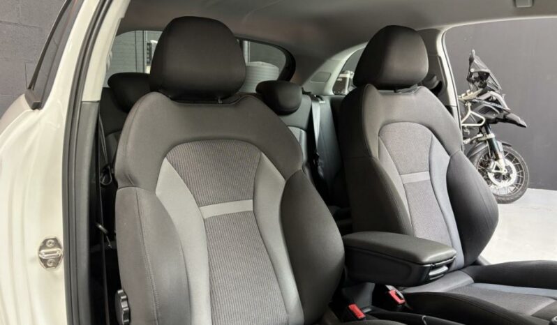 
								Audi A1 1.4 TDI ultra 90 S line full									