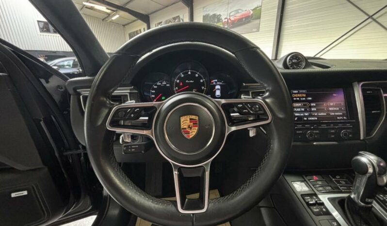 
								Porsche Macan 3.6 V6 TURBO full									