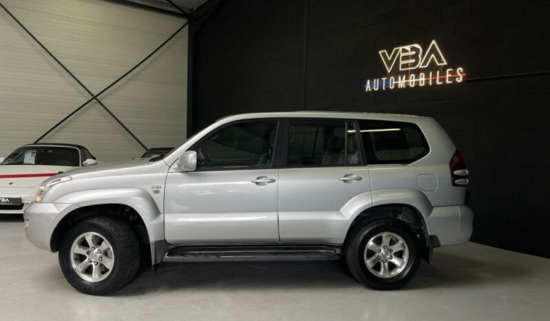 
								Toyota Land Cruiser II 165 D-4D GX full									
