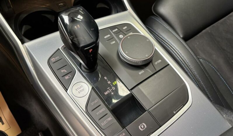 
								BMW Série 3 VII Berline 330e 292ch M Sport BVA8 Hybride full									
