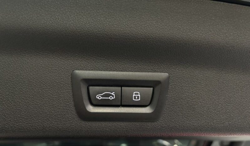 
								BMW X1 III sDrive18d Business Design DKG7 full									
