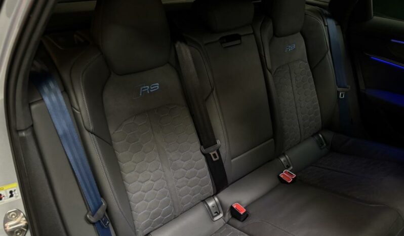 
								Audi RS6 Avant (5) 6 4.0 TFSI MHEV quattro perfor. full									