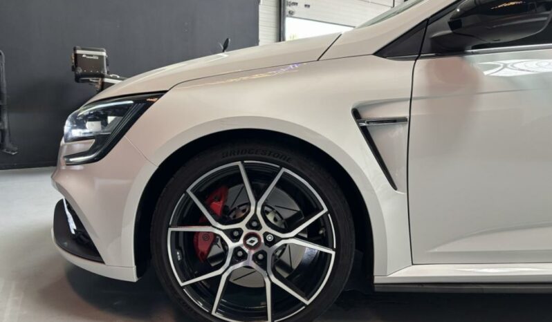 
								Renault Mégane IV Berline RS TROPHY 300 full									