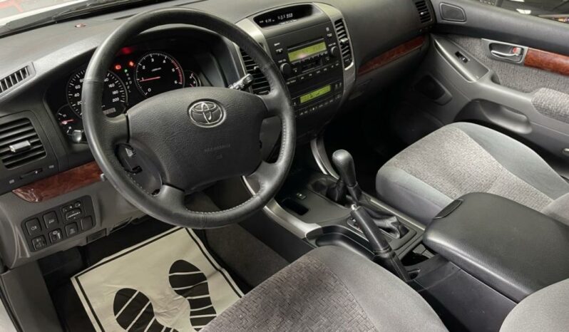 
								Toyota Land Cruiser II 165 D-4D GX full									