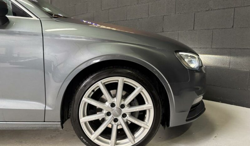 
								Audi A3 Berline III 1.4 TFSI COD ULTRA S Tro 7 150 Amb Luxe full									